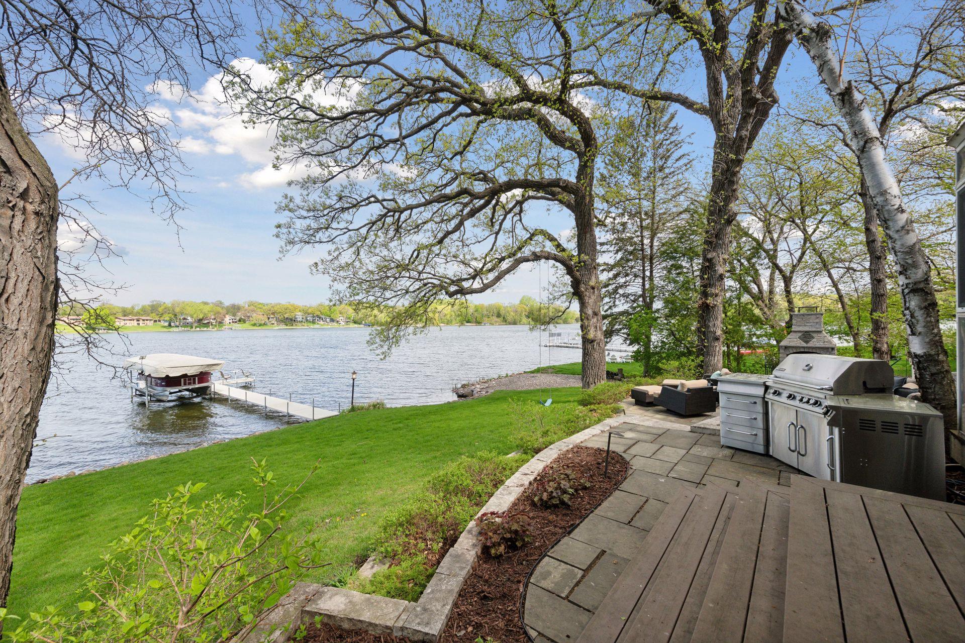 7541 Maplewood Drive