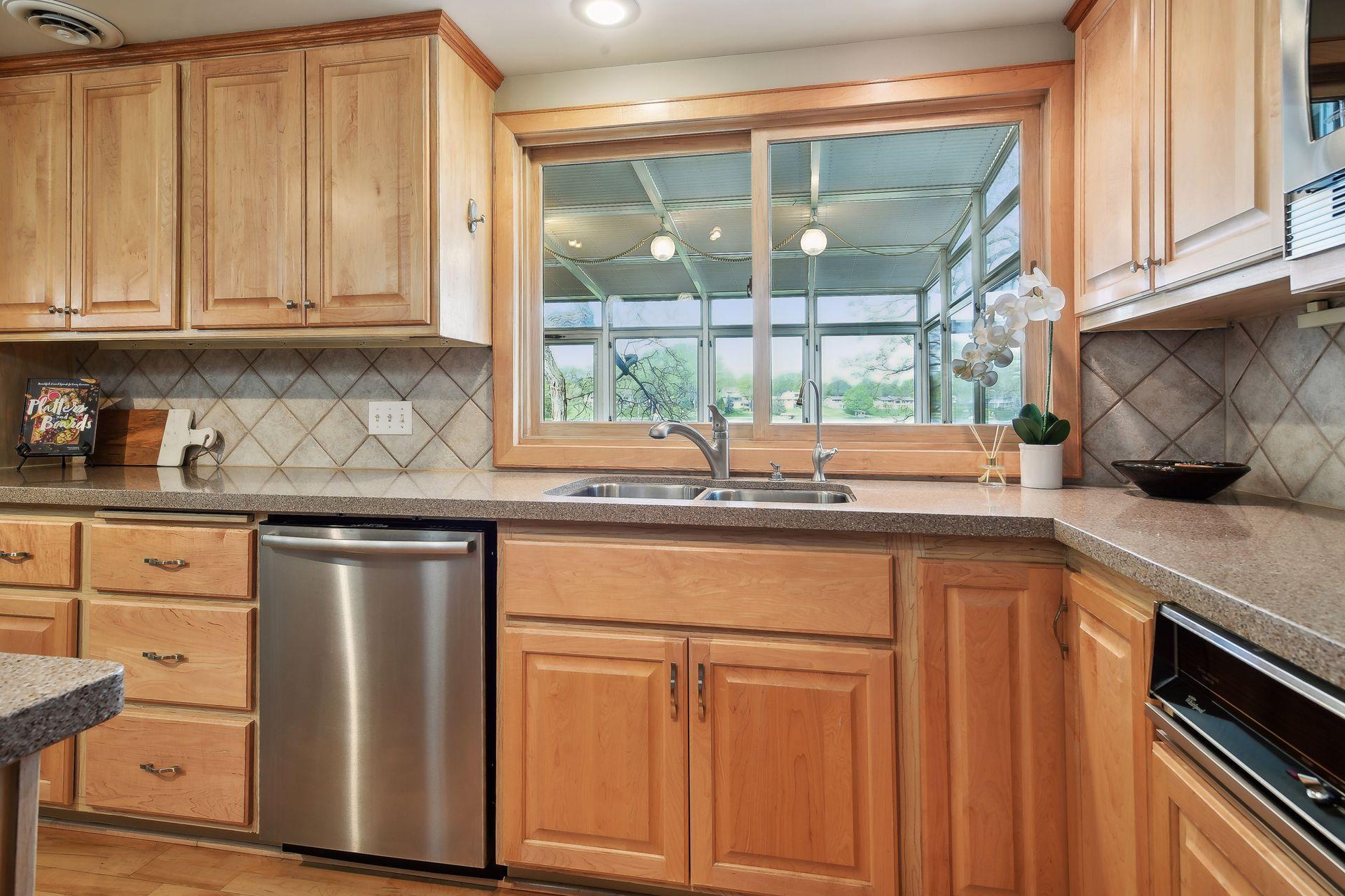 7541 Maplewood Drive