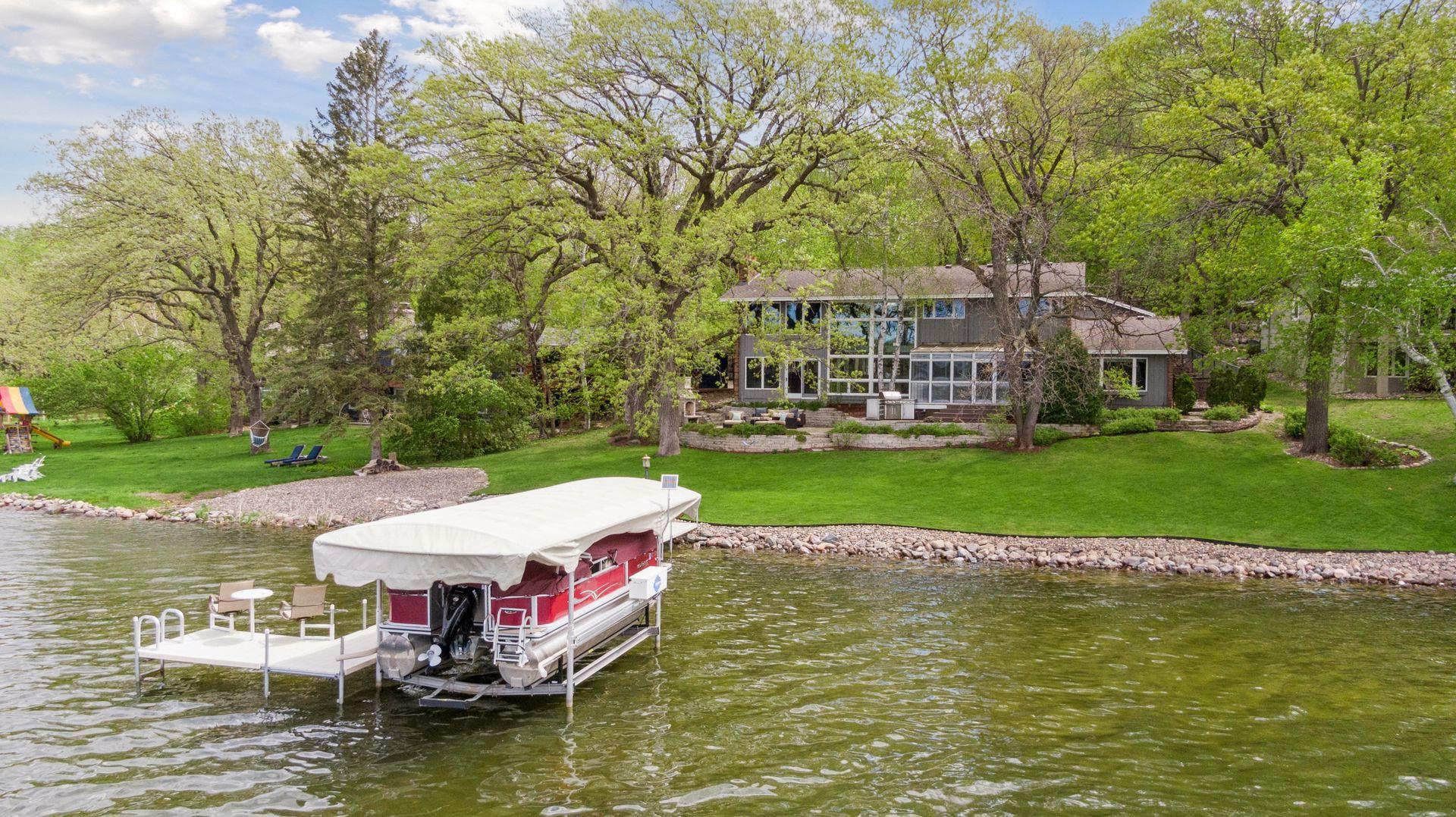 7541 Maplewood Drive