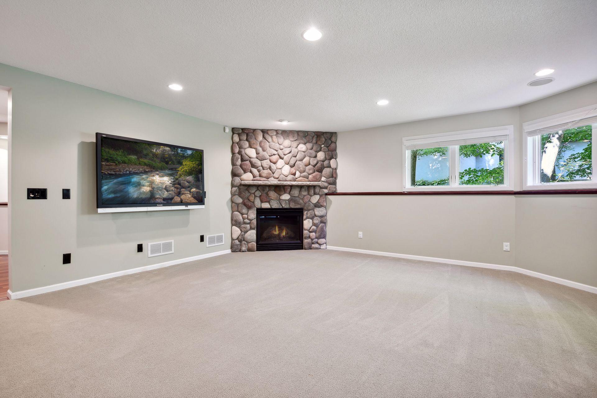 4640 Medina Lake Drive