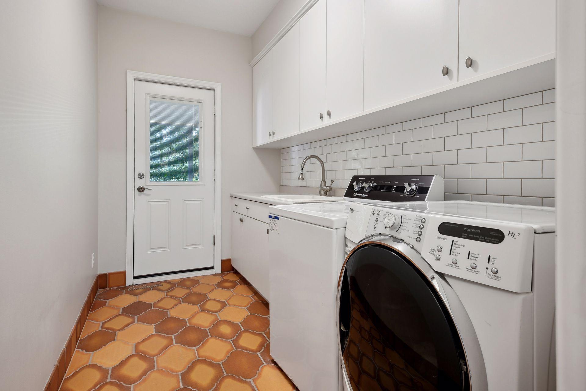 4640 Medina Lake Drive