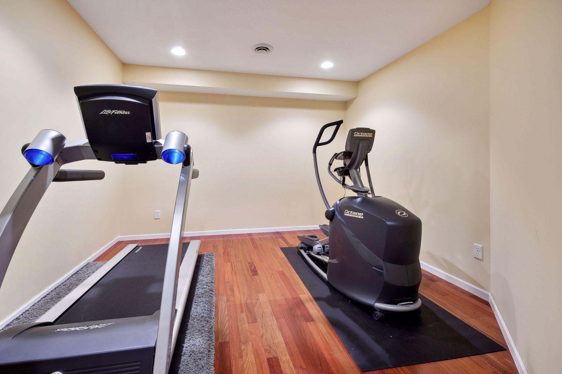 4640 Medina Lake Drive