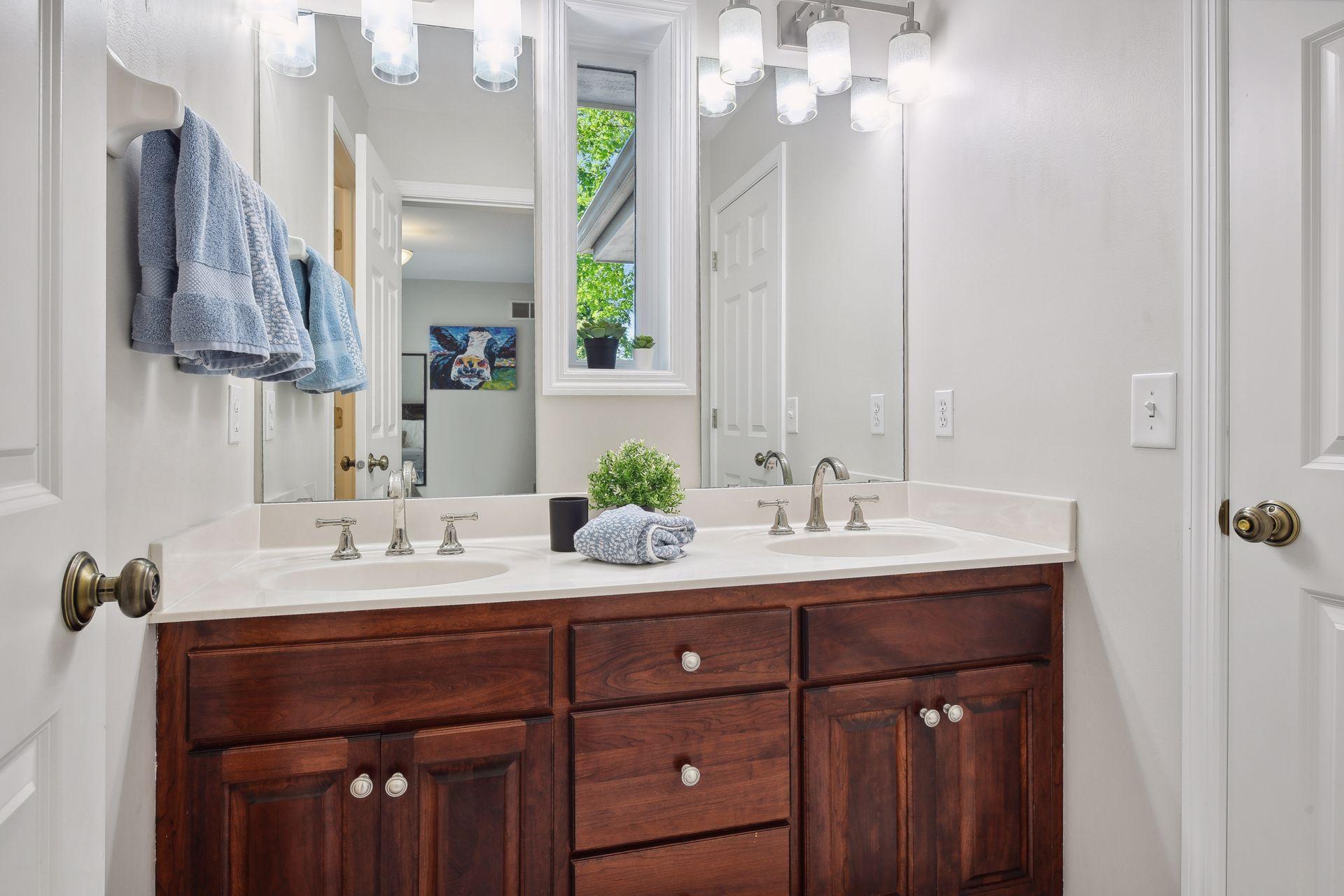 4640 Medina Lake Drive