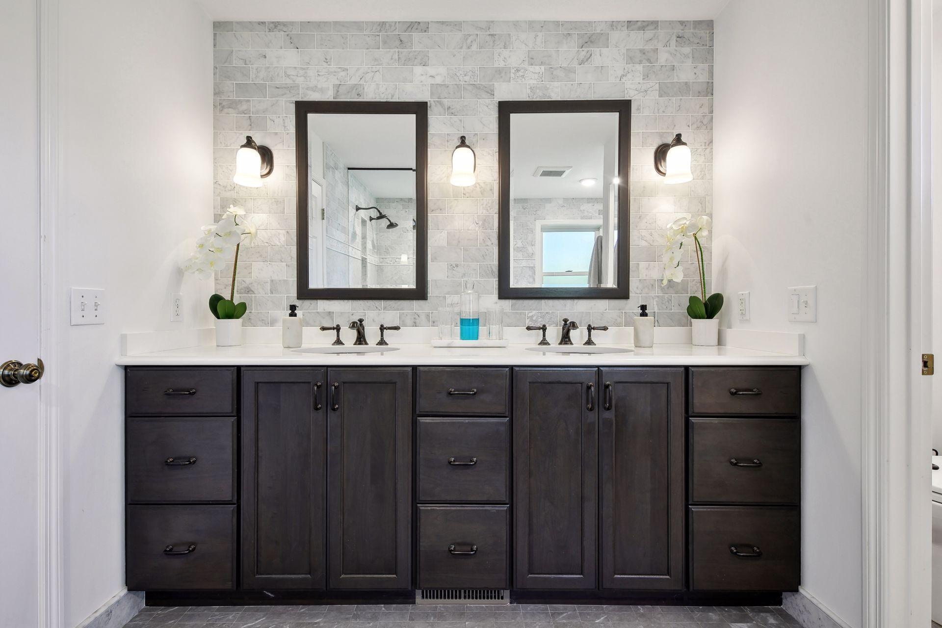 4640 Medina Lake Drive