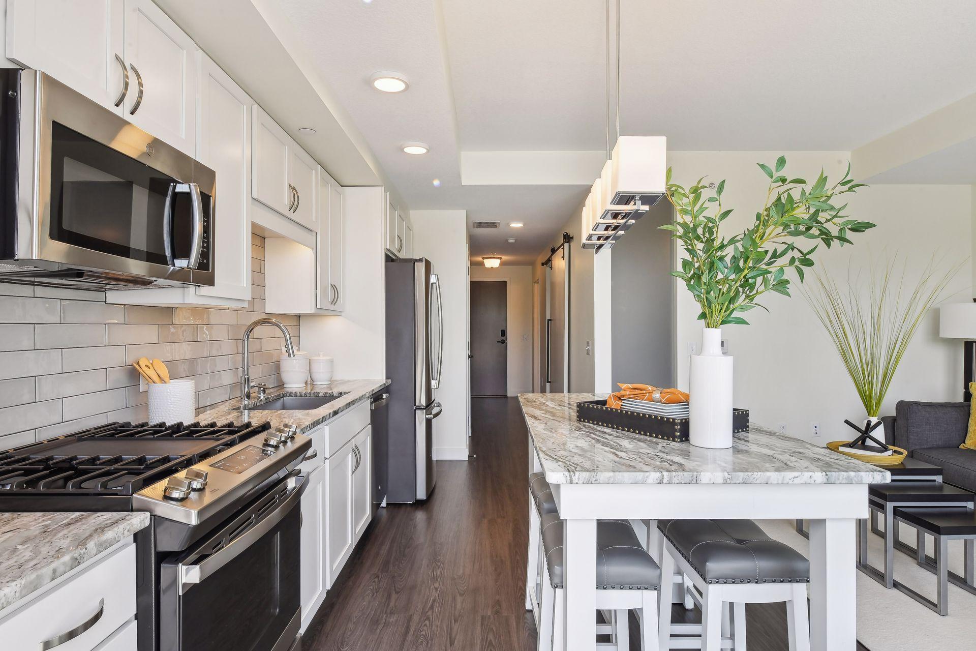 12610 Ridgedale Drive Unit: 102