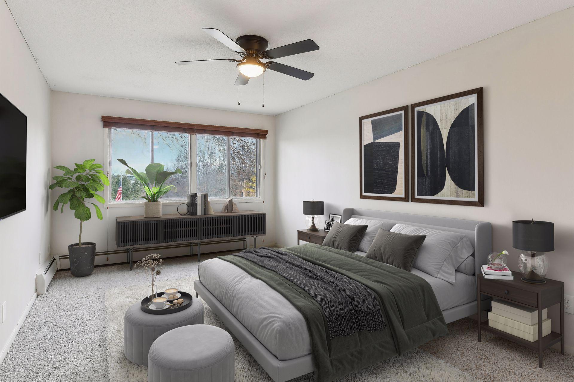 205 Barry Avenue S Unit: 220