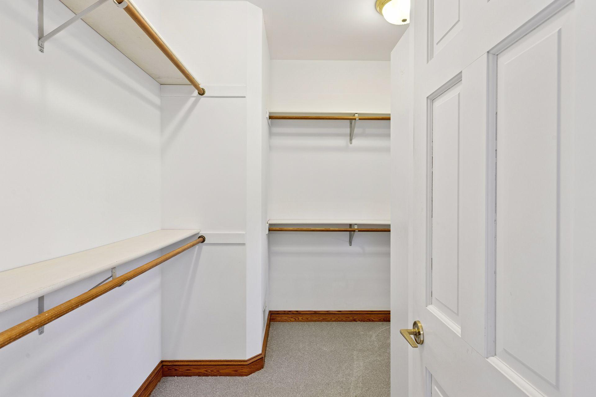 2571 Abbey Hill Drive