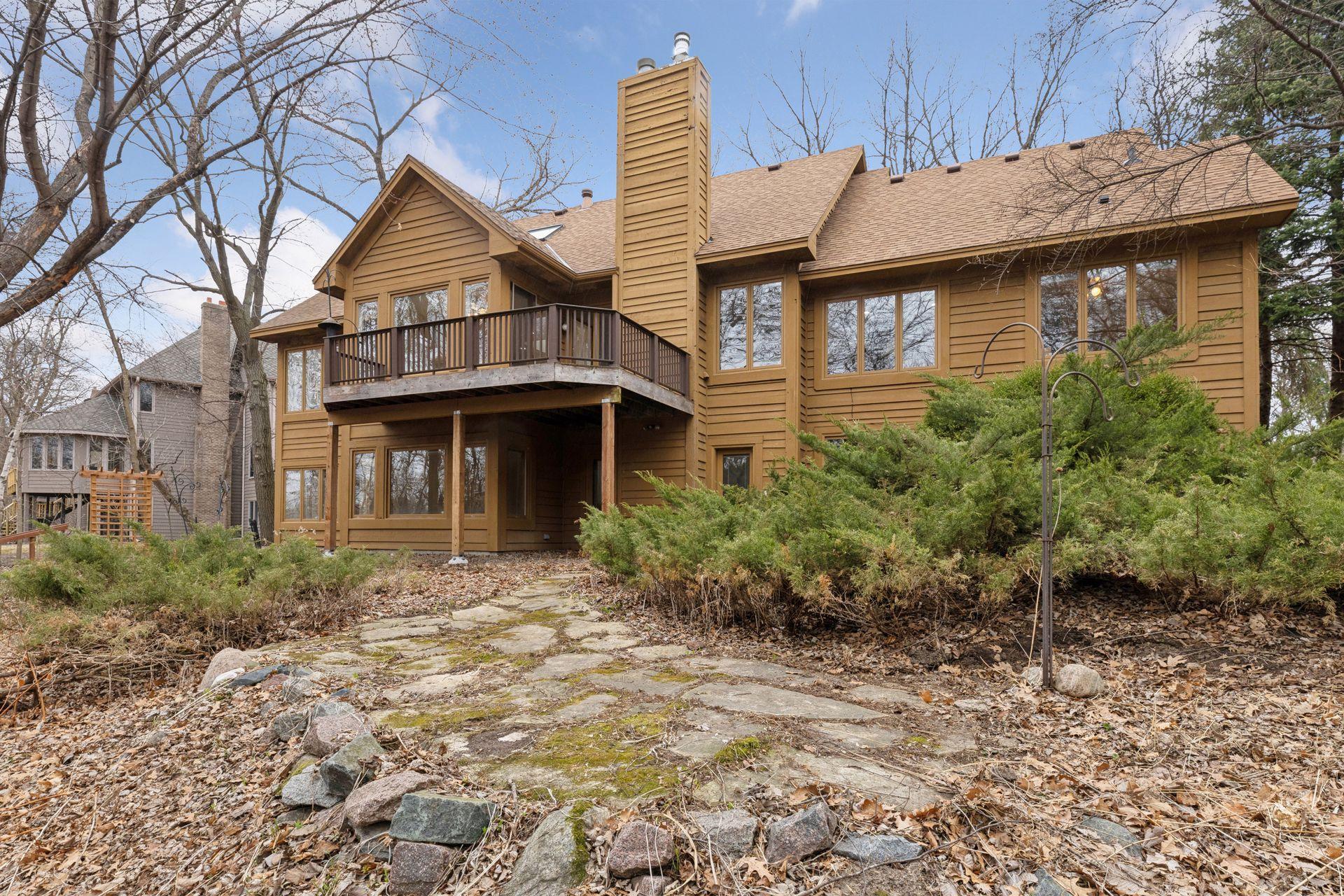 2571 Abbey Hill Drive