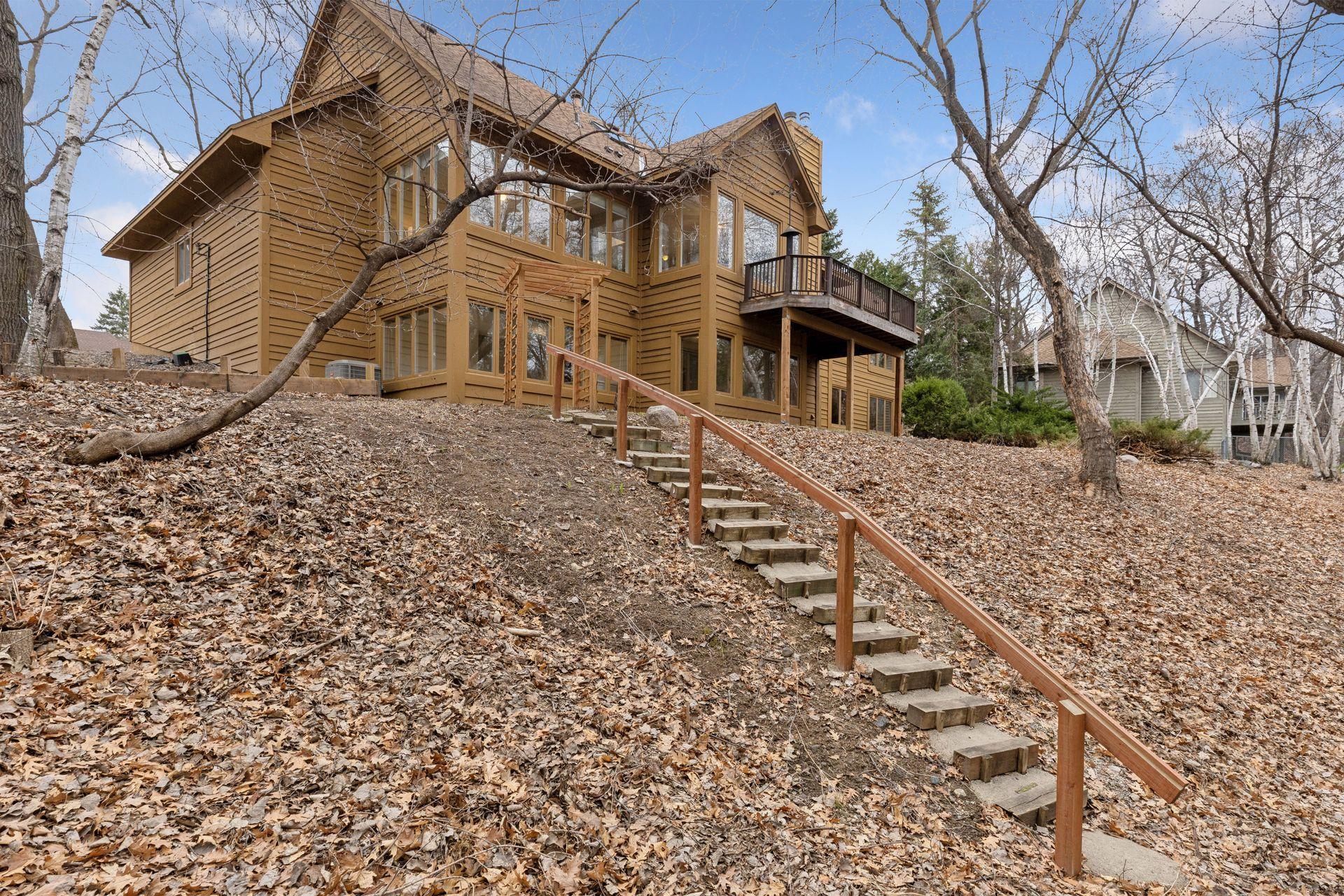 2571 Abbey Hill Drive