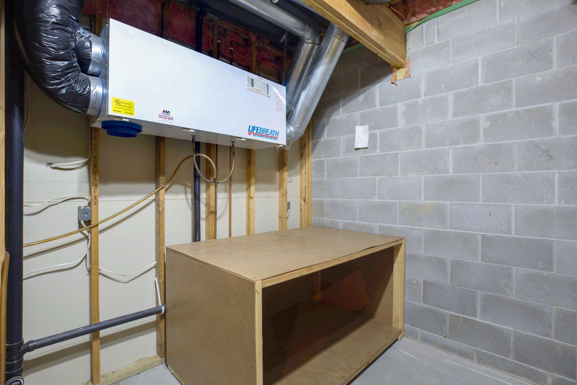 2571 Abbey Hill Drive