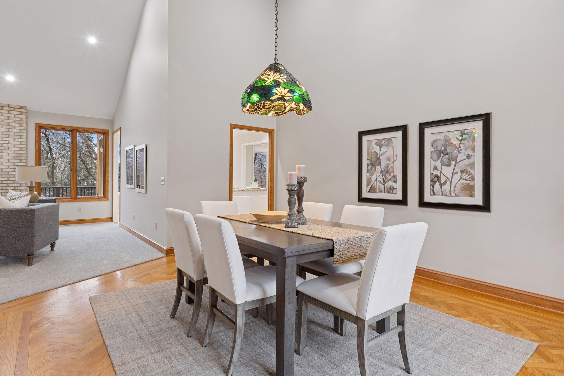 2571 Abbey Hill Drive