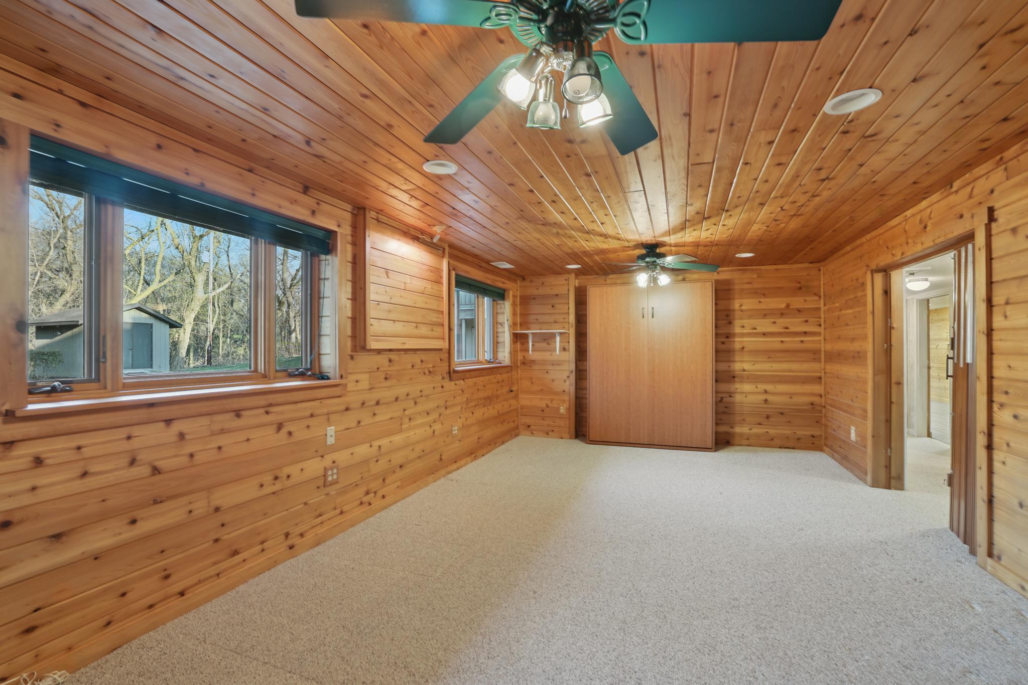 15673 Woodgate Road S