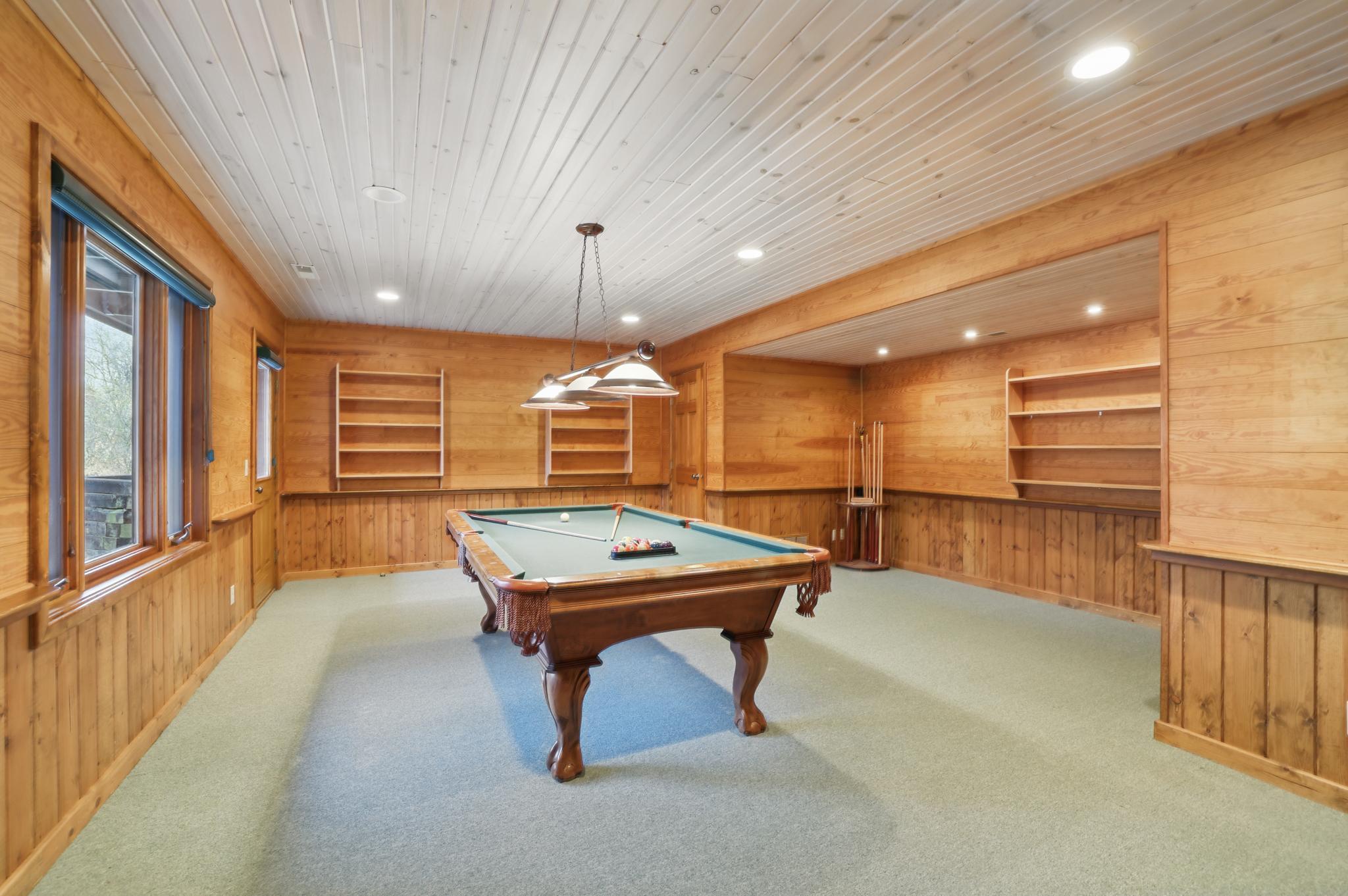 15673 Woodgate Road S