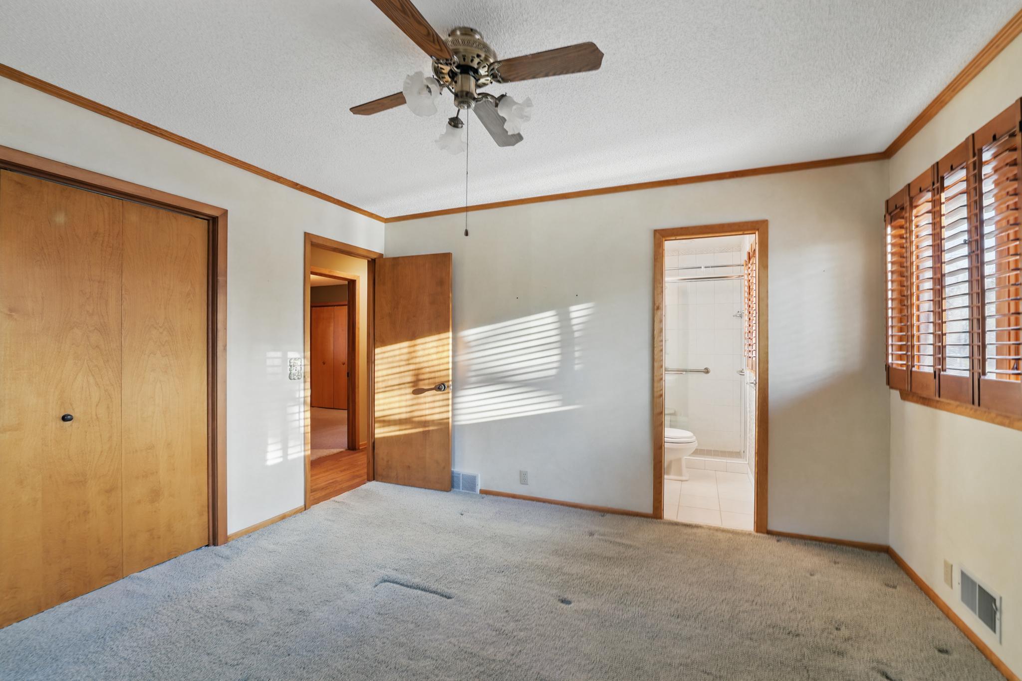 15673 Woodgate Road S