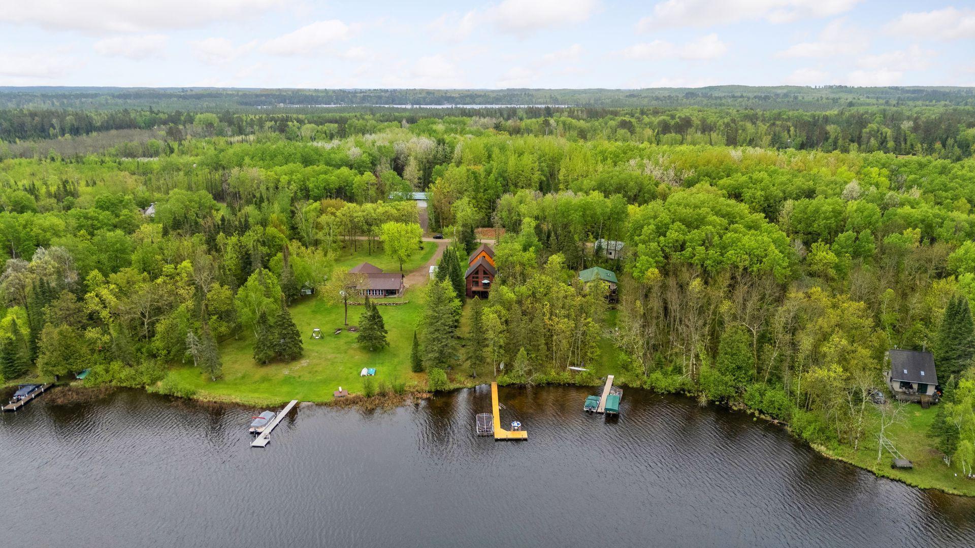 7194 Quentin Road NE