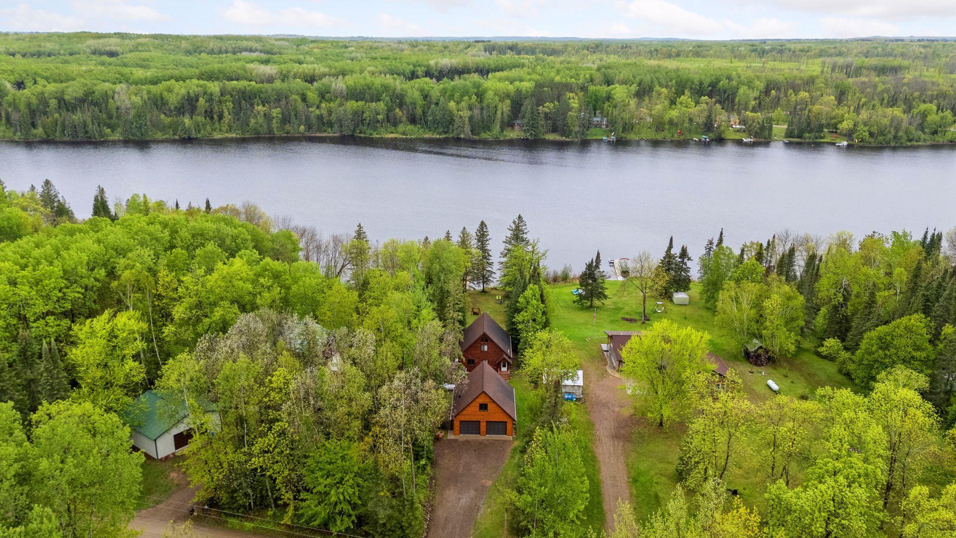 7194 Quentin Road NE