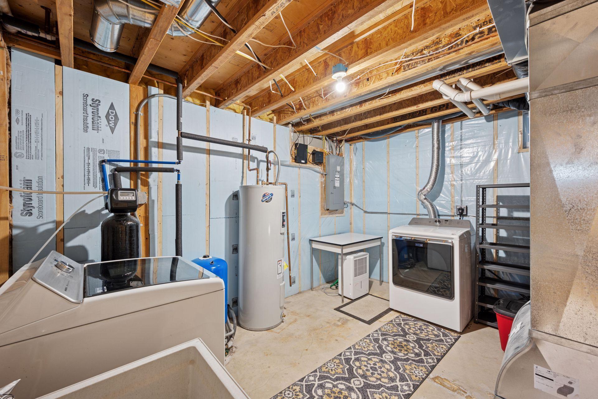 7194 Quentin Road NE