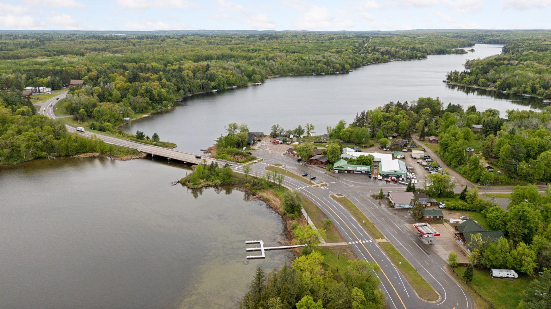 7194 Quentin Road NE