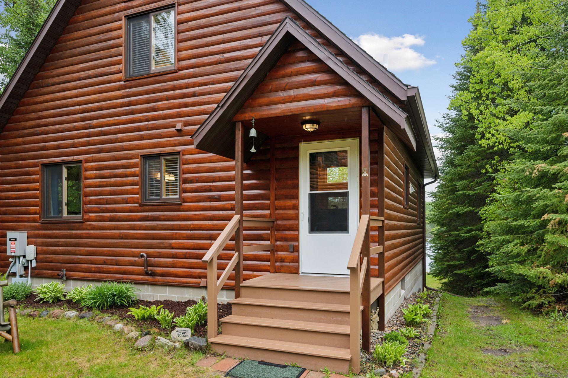 7194 Quentin Road NE