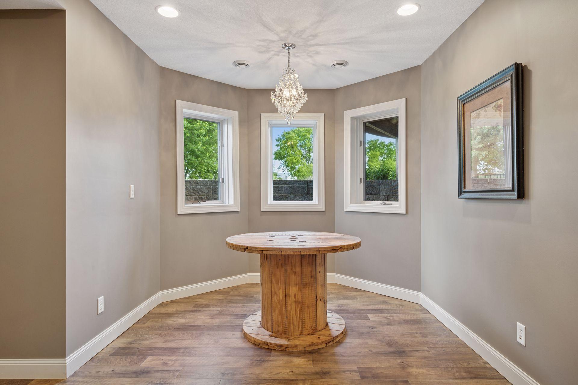 9701 James Avenue NE