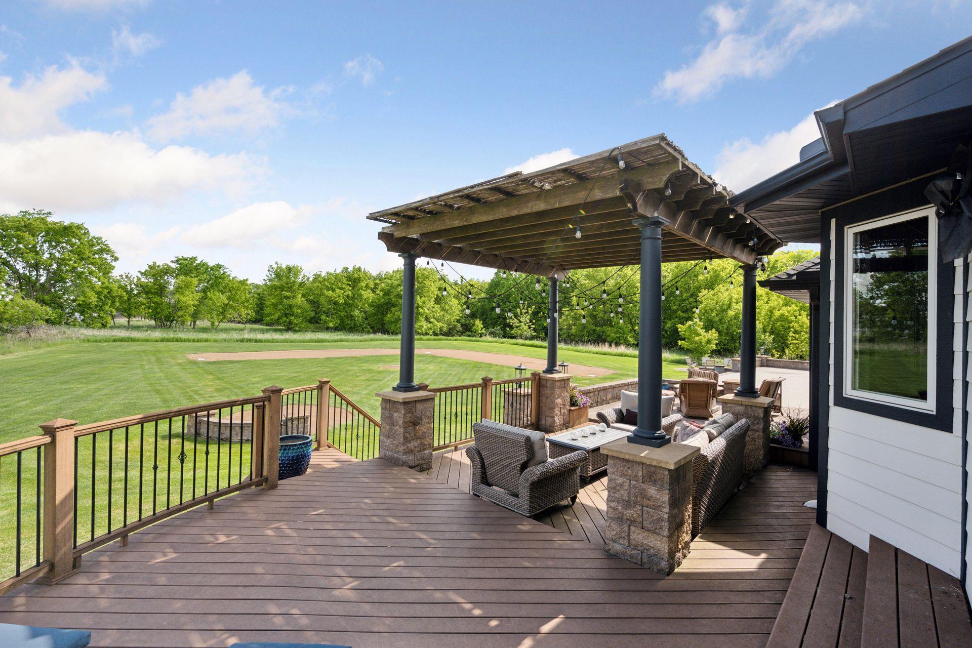 9701 James Avenue NE