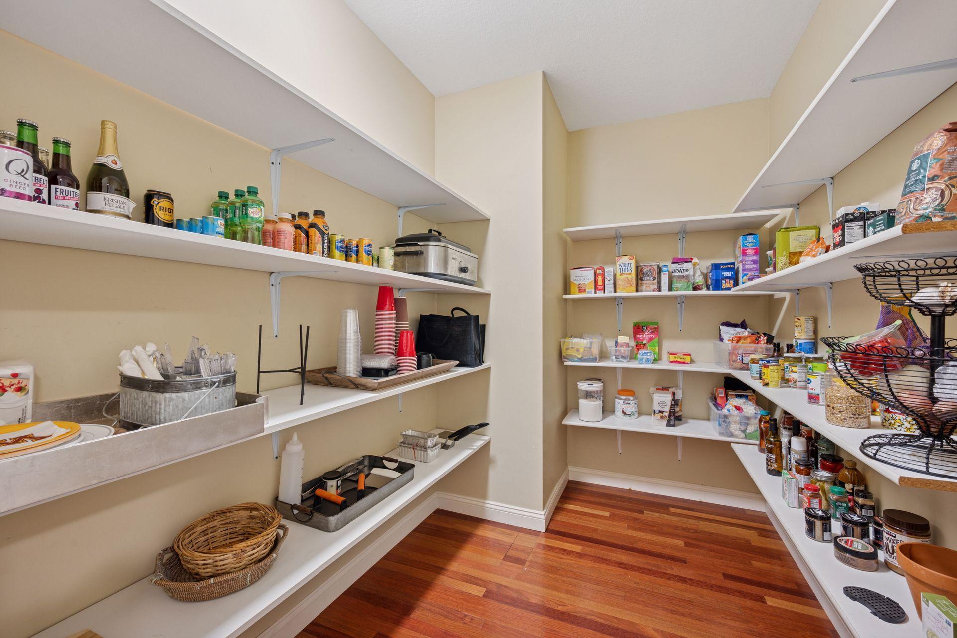 9701 James Avenue NE