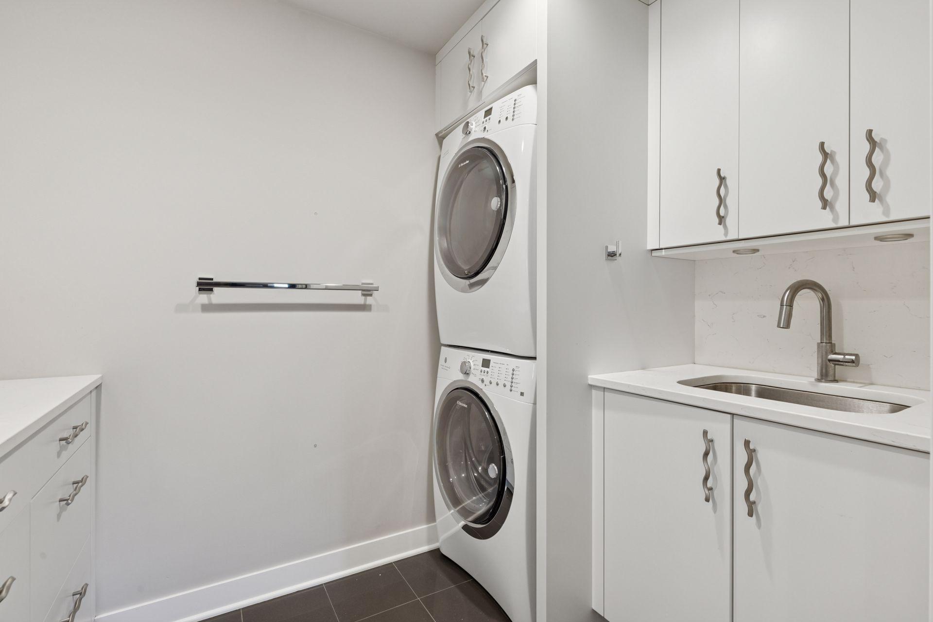 415 Indian Mound Street Unit: 302