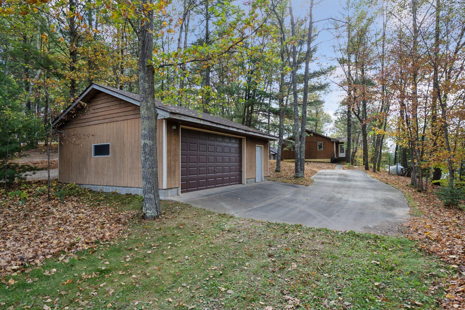 6767 Cranberry Lane NE