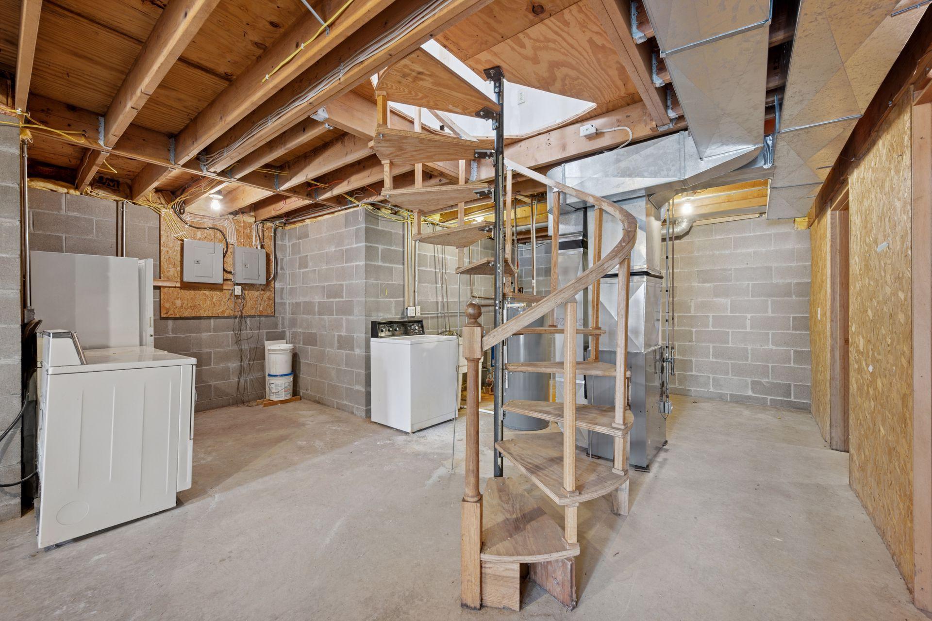 6767 Cranberry Lane NE