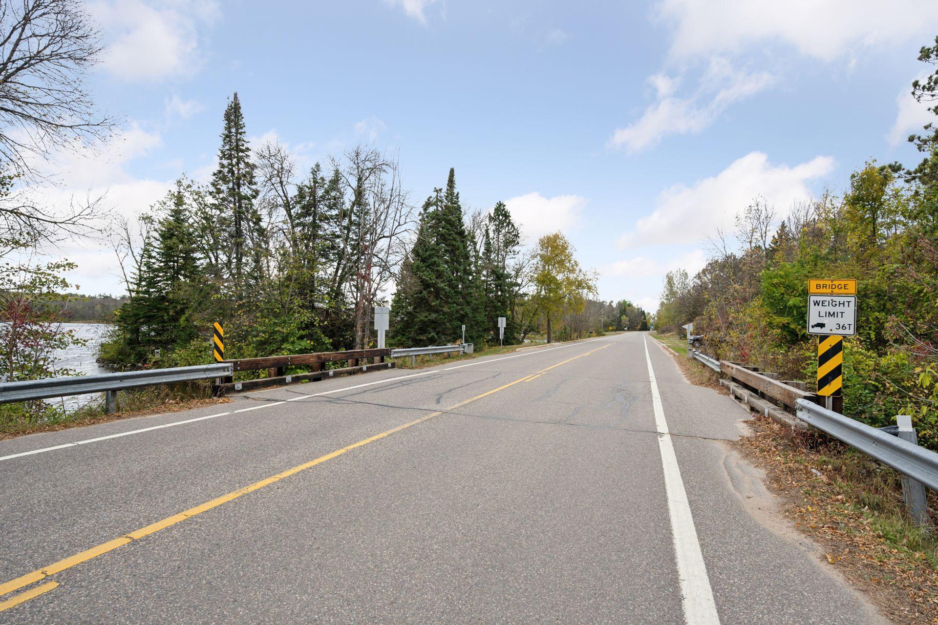 6767 Cranberry Lane NE