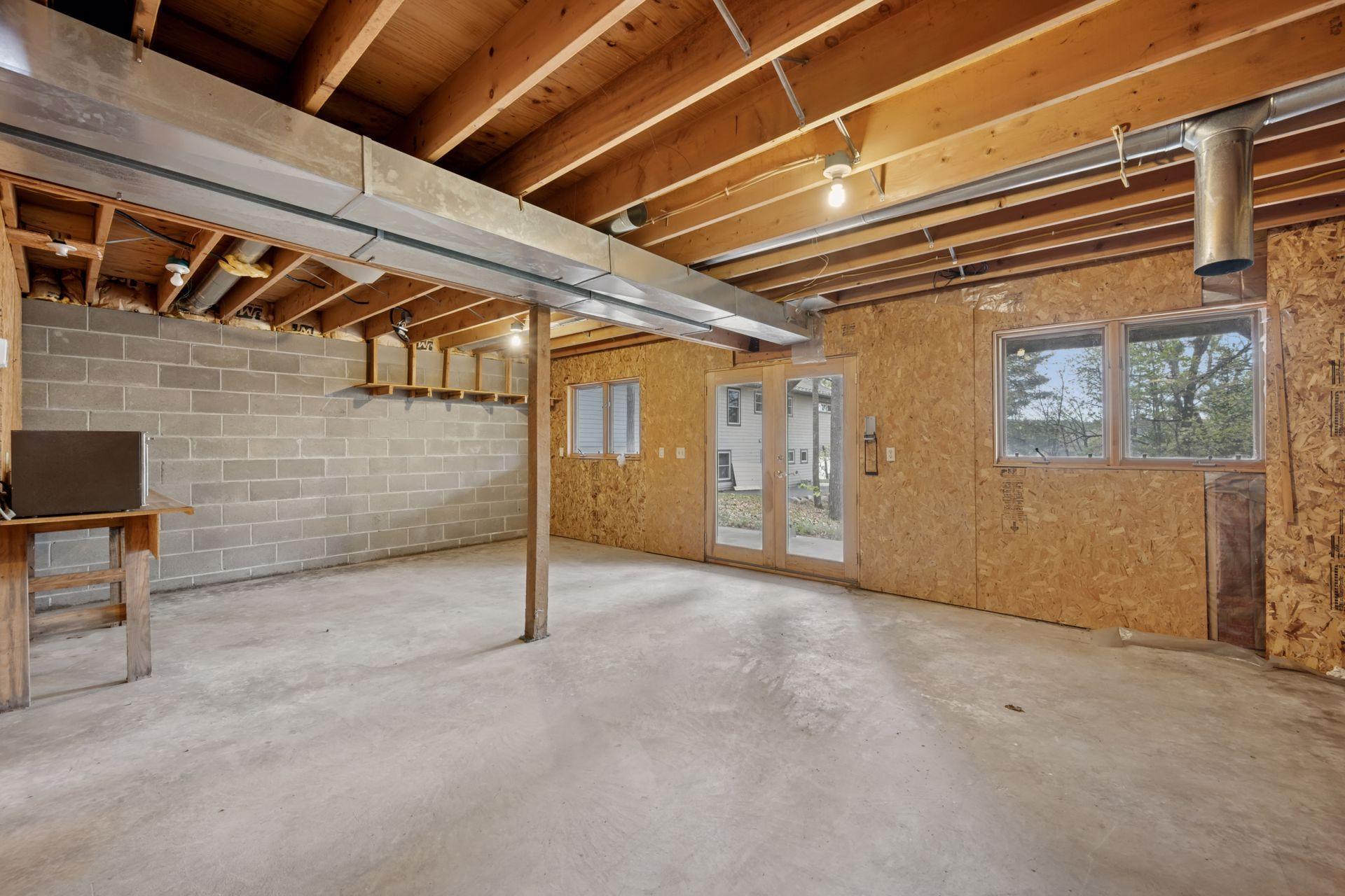 6767 Cranberry Lane NE