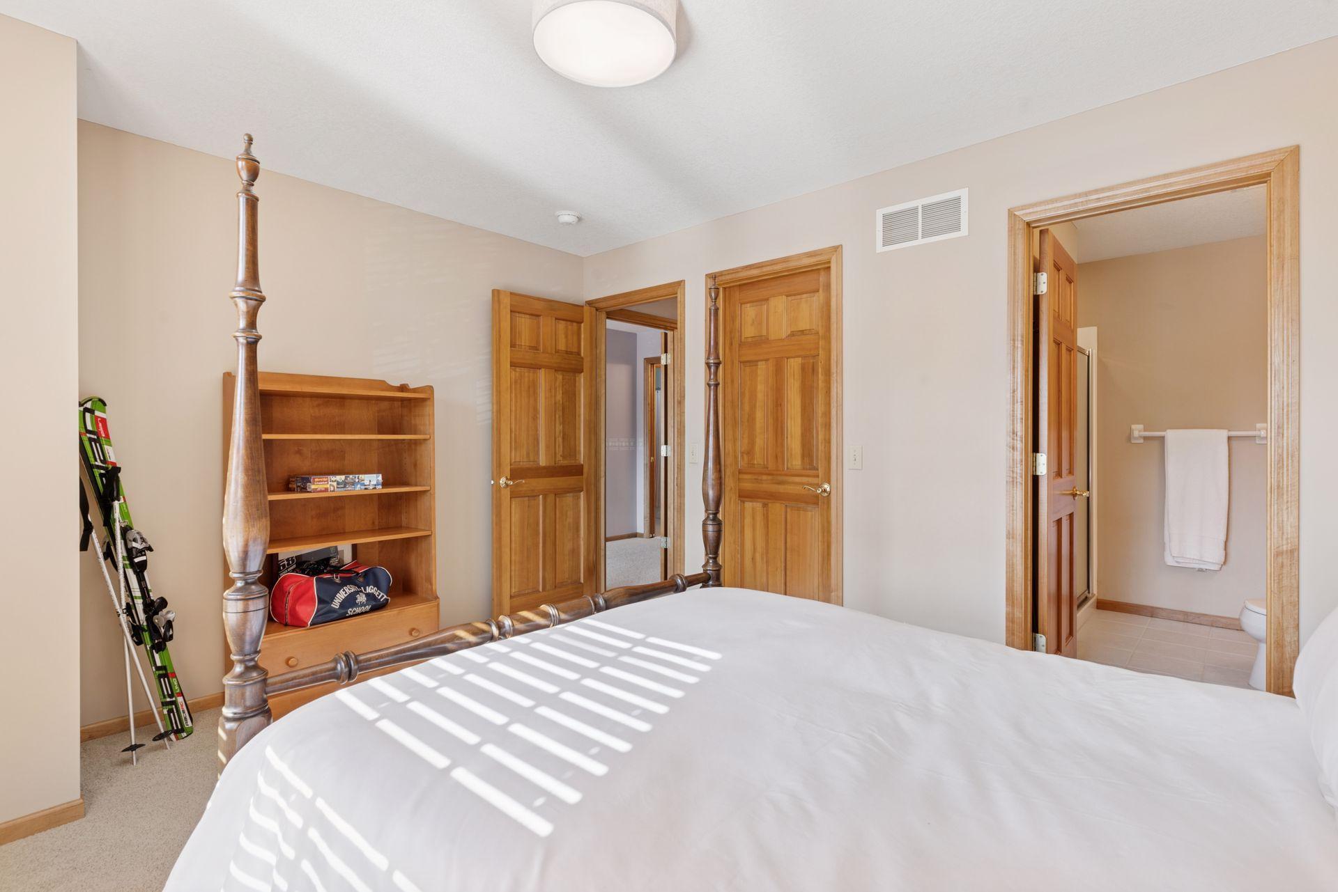 4620 Medina Lake Drive