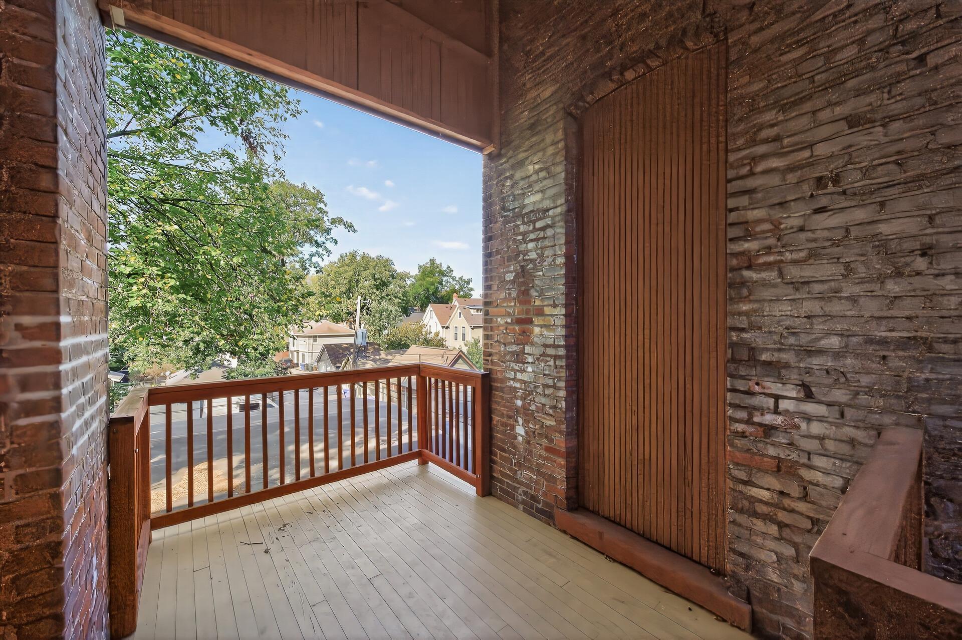 115 Western Avenue N Unit: 3M