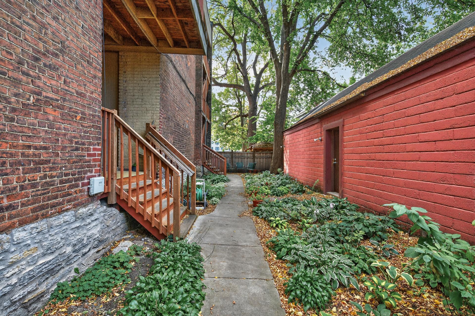 115 Western Avenue N Unit: 3M