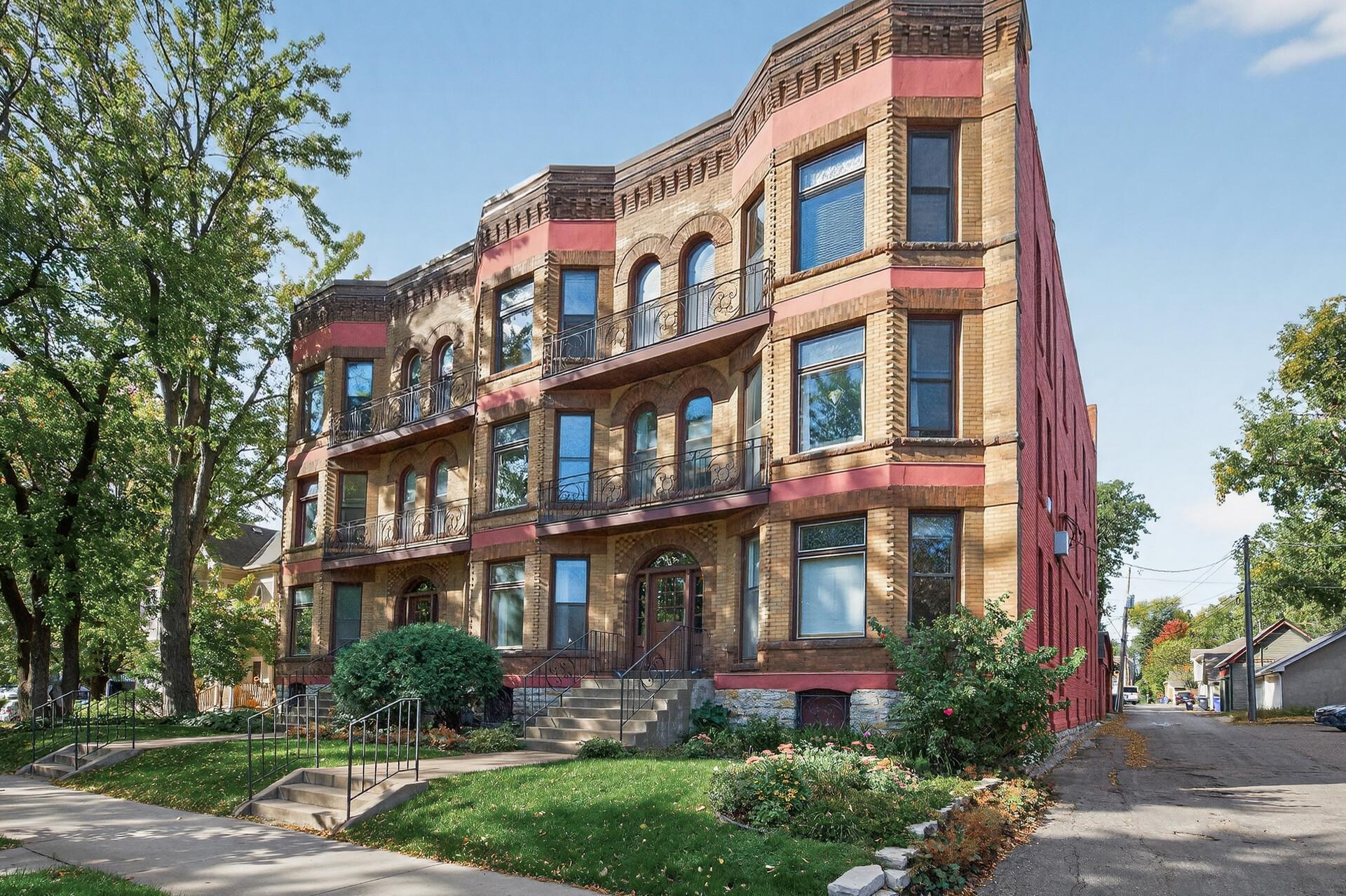 115 Western Avenue N Unit: 3M
