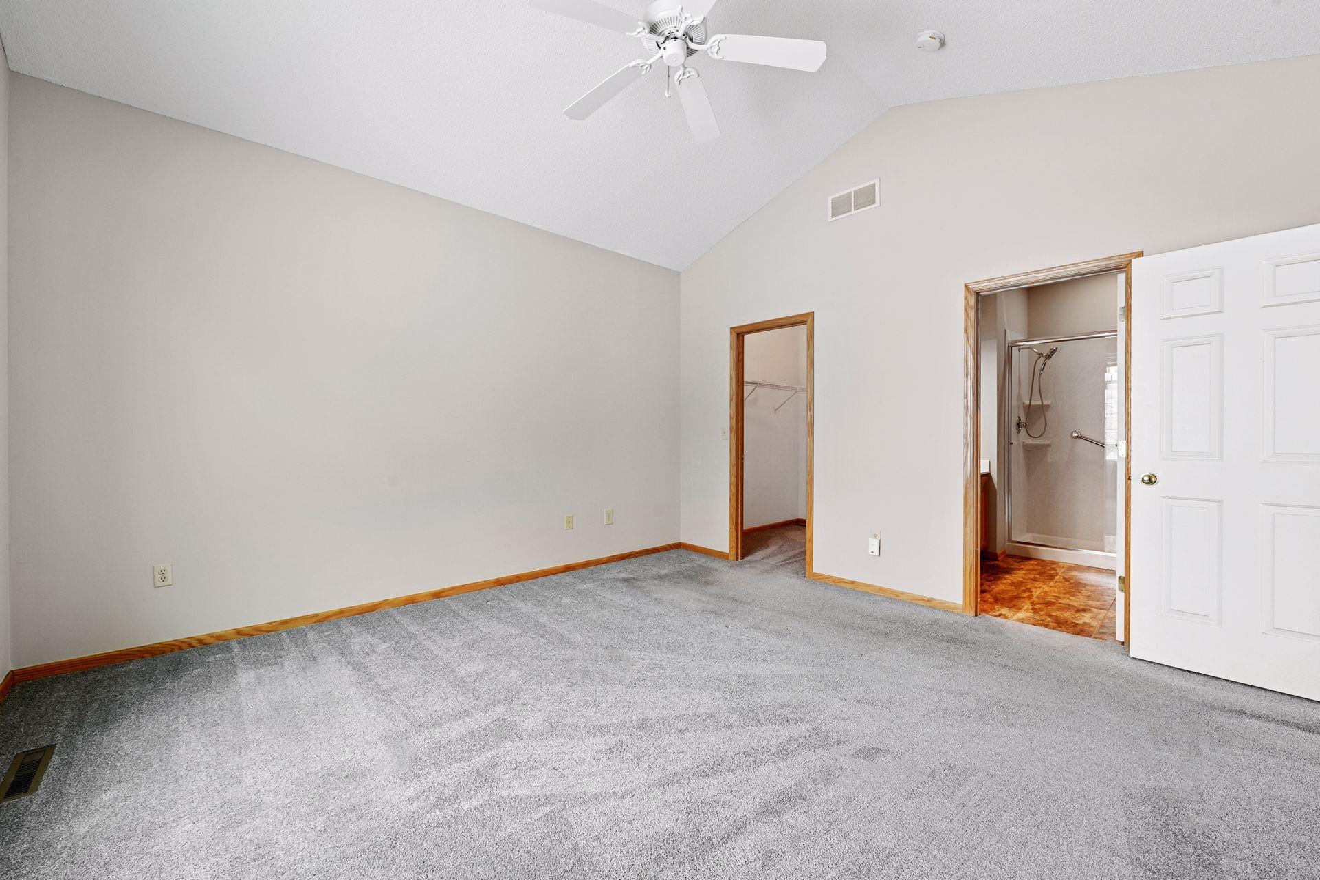 4125 Lawndale Lane N