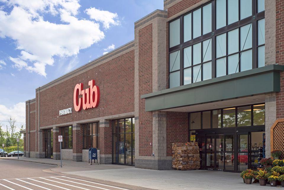 4125 Lawndale Lane N