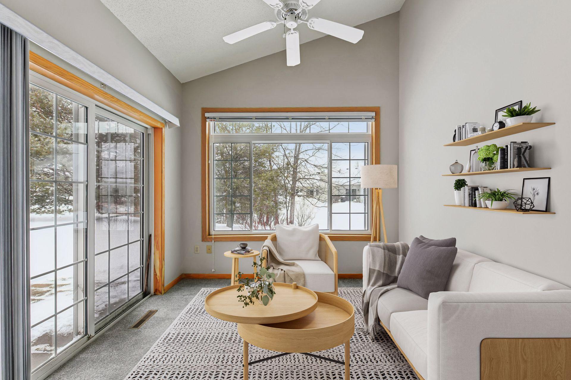 4125 Lawndale Lane N