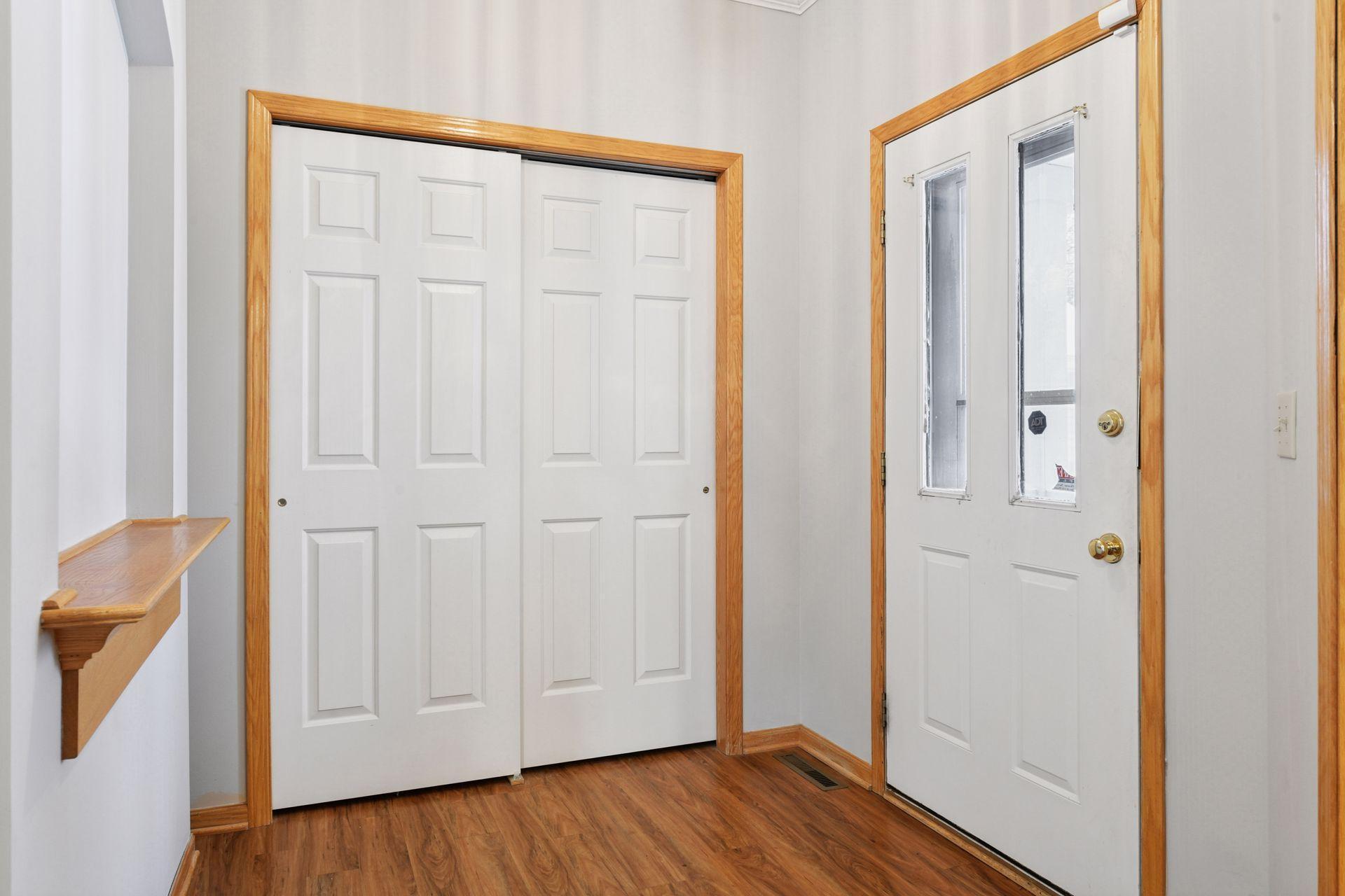 4125 Lawndale Lane N