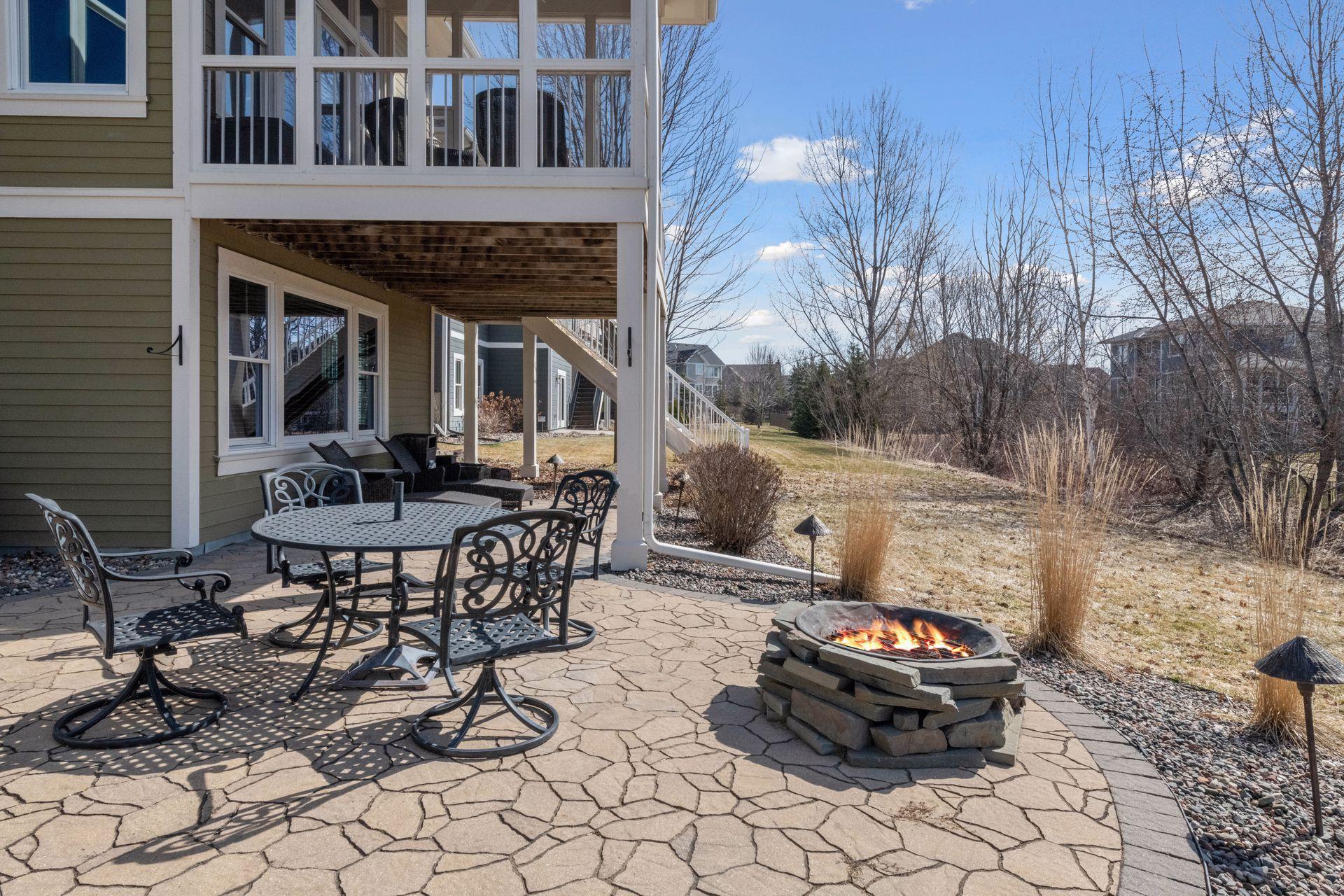 4629 Bluebell Trail N