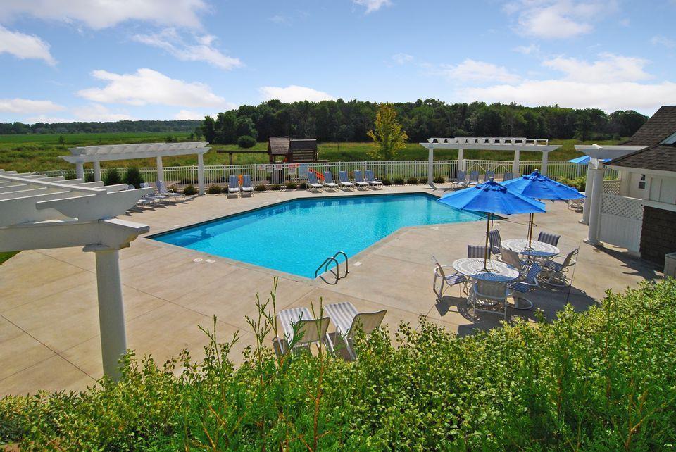 4629 Bluebell Trail N