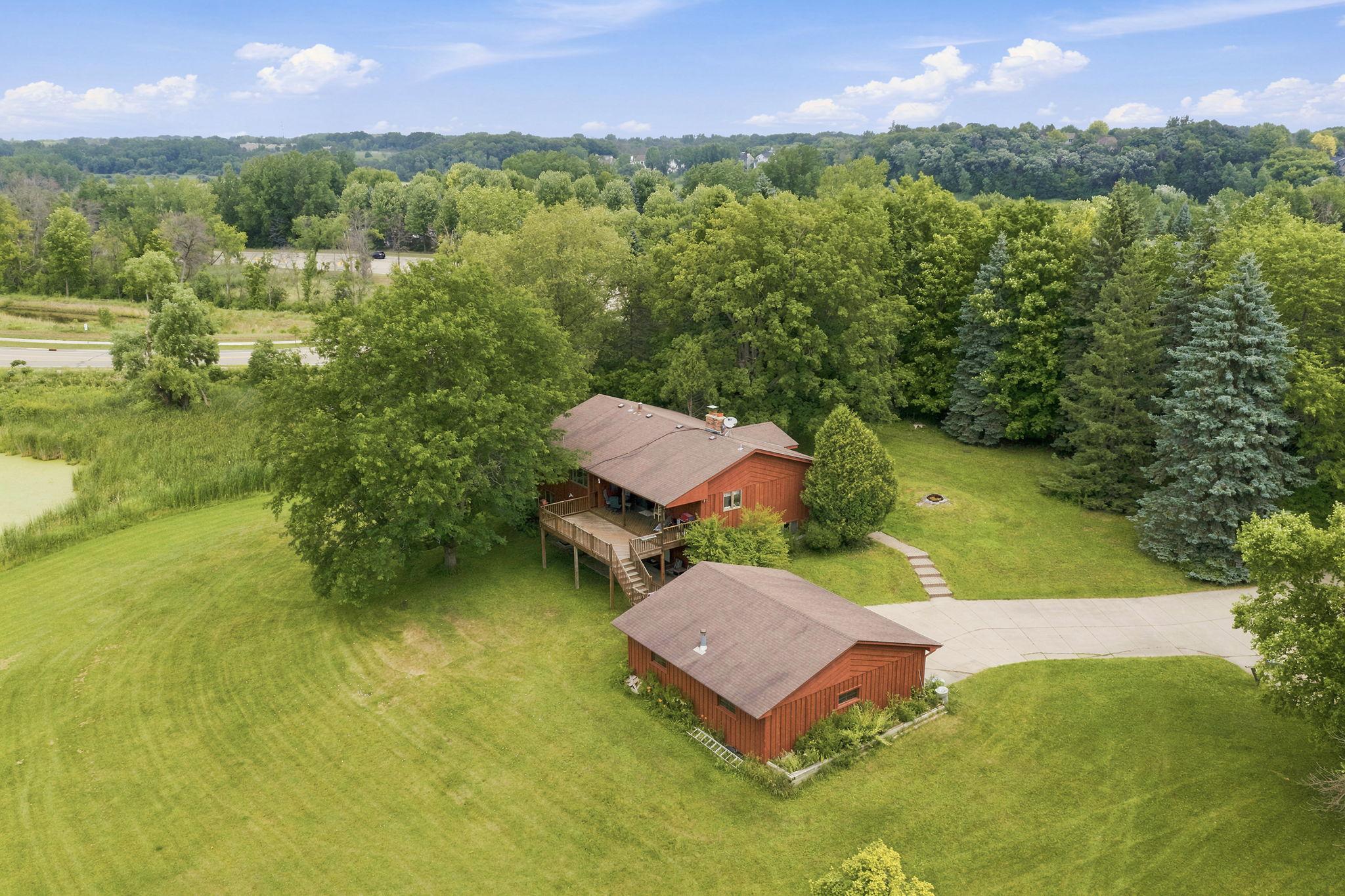 6225 Vicksburg Lane N