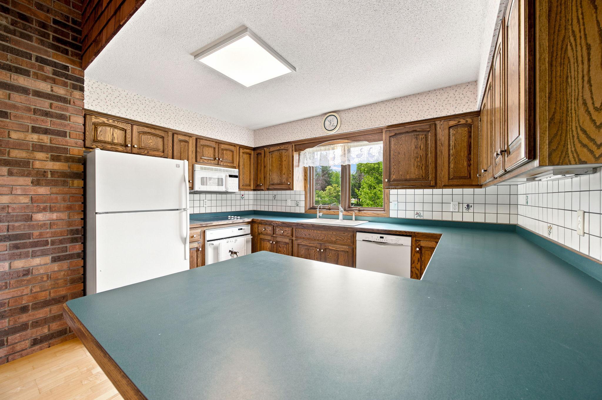 6225 Vicksburg Lane N