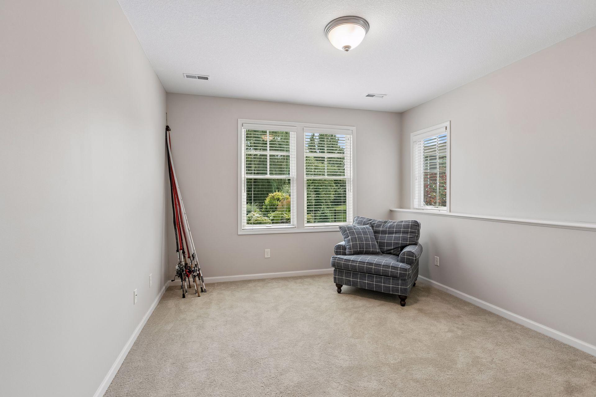 4629 Bluebell Trail N