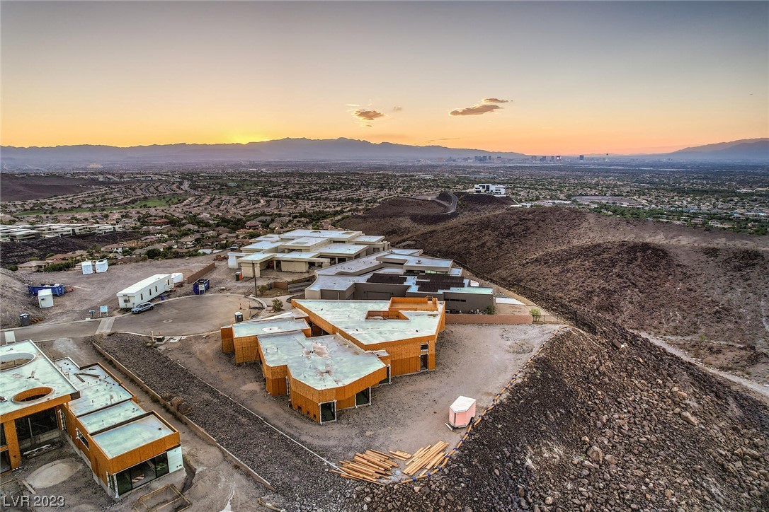 717 Dragon Peak Drive