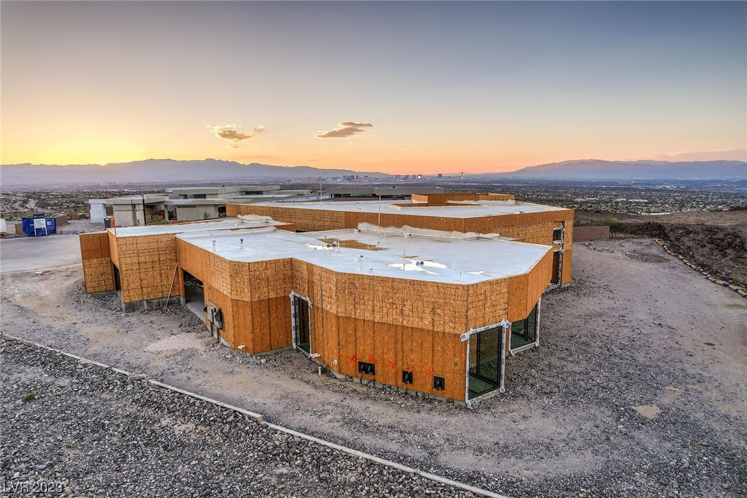 717 Dragon Peak Drive