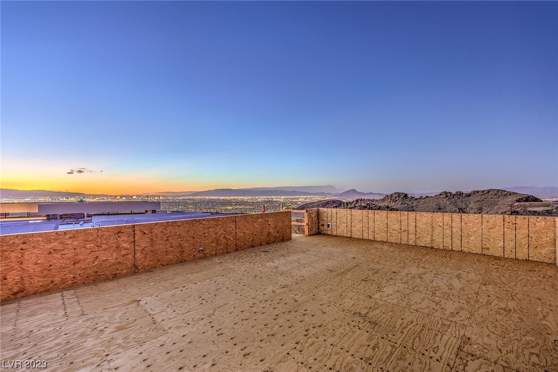 717 Dragon Peak Drive