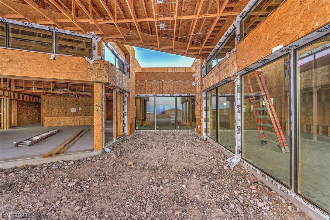 717 Dragon Peak Drive