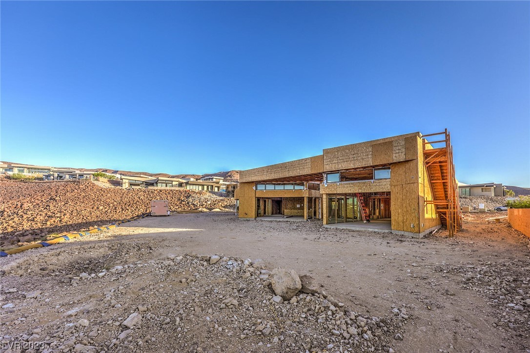 717 Dragon Peak Drive