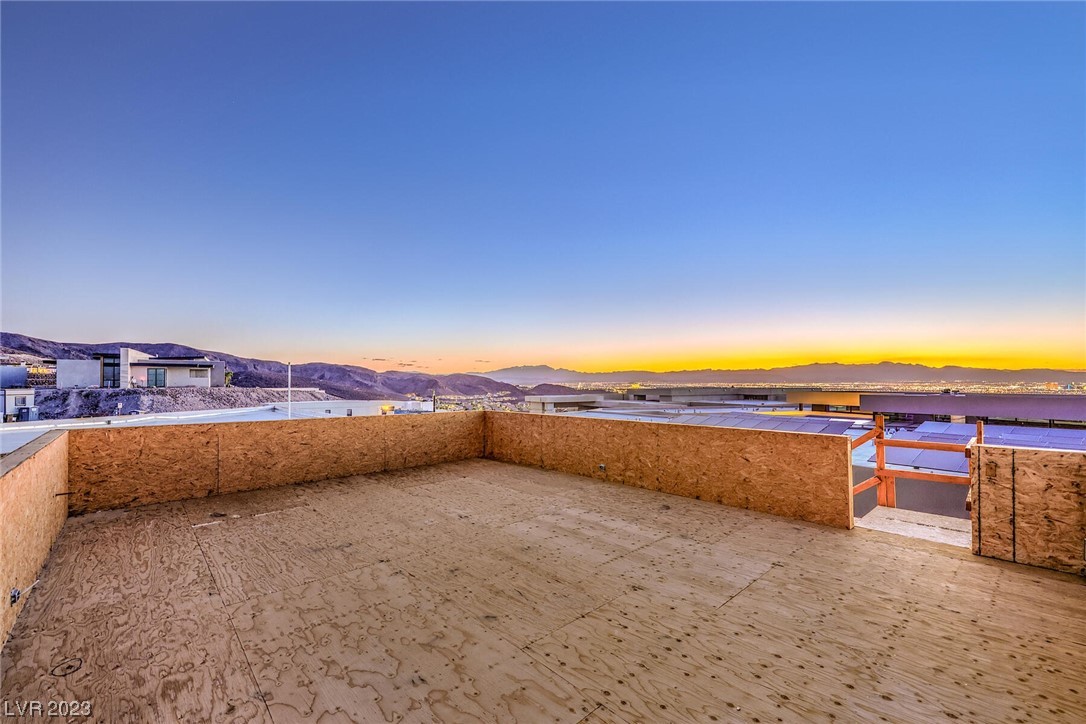 717 Dragon Peak Drive